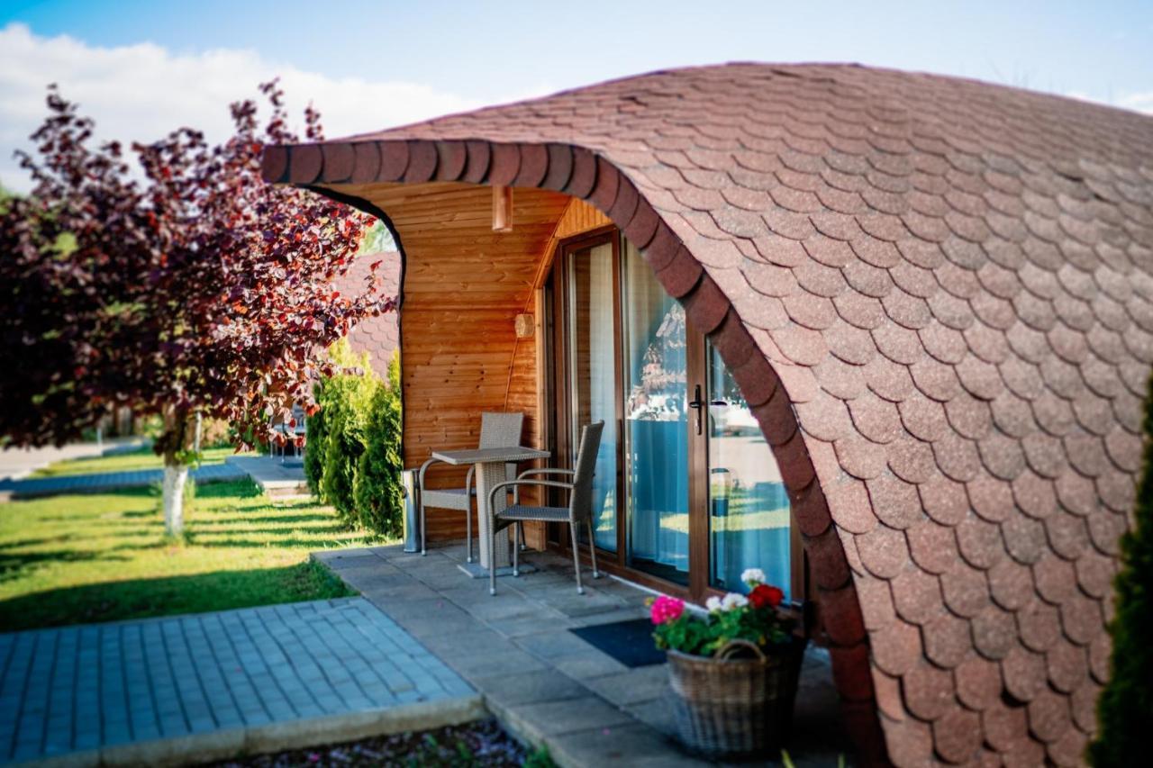 Montana Garden Hotel Răşinari Екстериор снимка