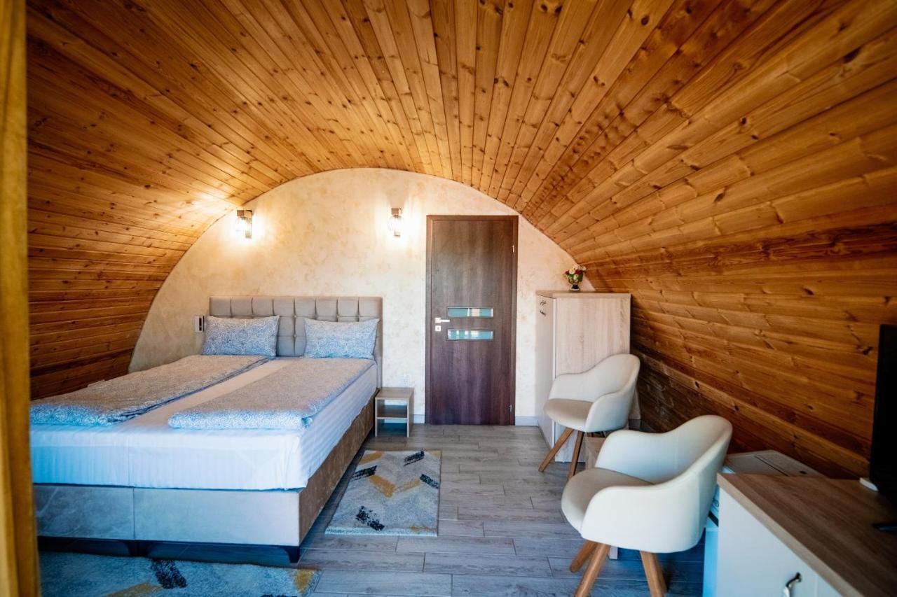 Montana Garden Hotel Răşinari Екстериор снимка