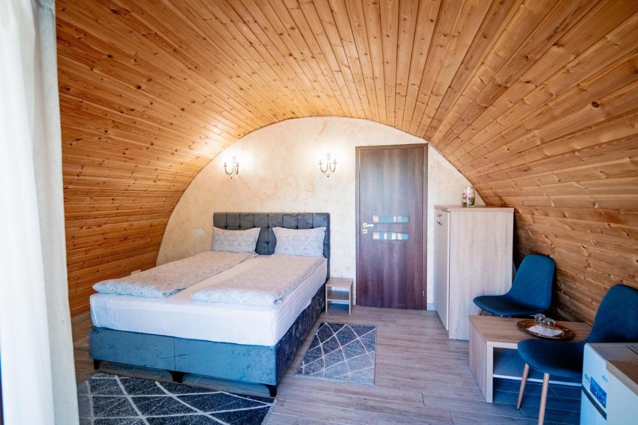 Montana Garden Hotel Răşinari Екстериор снимка