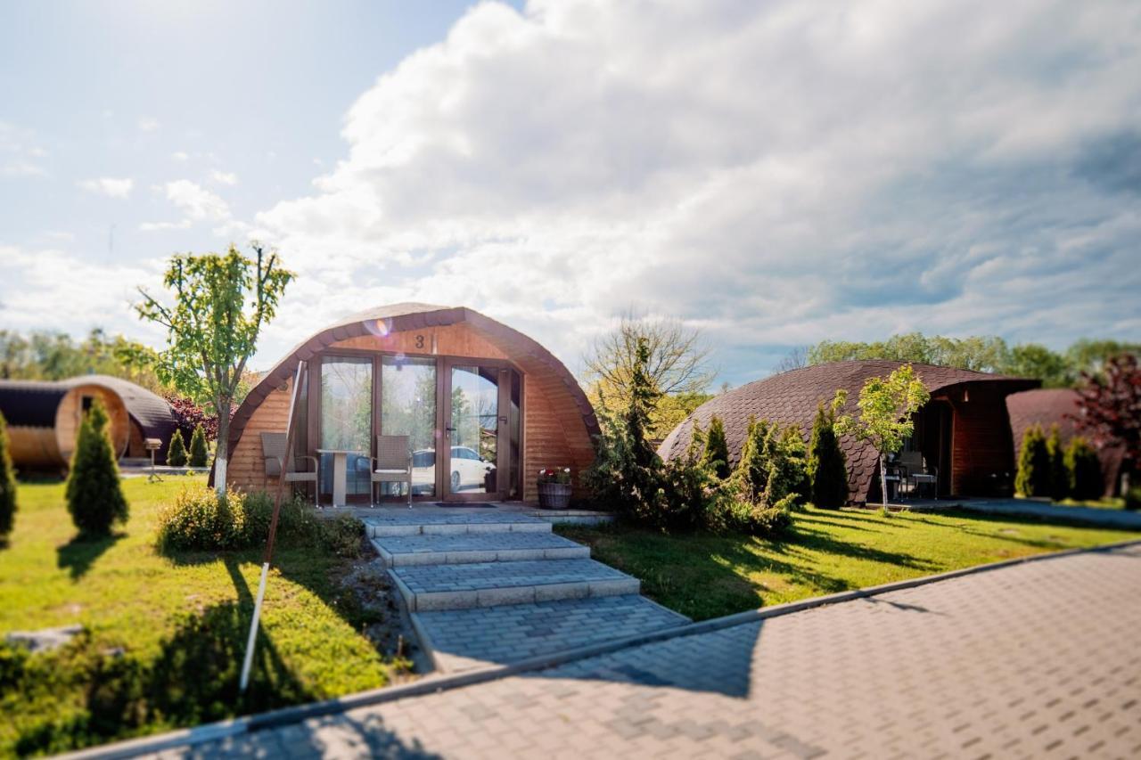 Montana Garden Hotel Răşinari Екстериор снимка