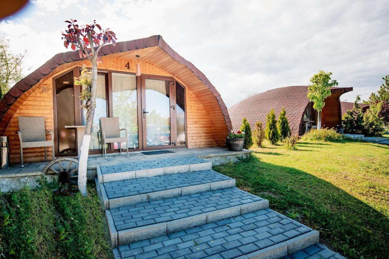 Montana Garden Hotel Răşinari Екстериор снимка
